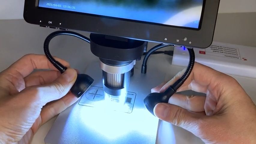 TechMIX: Ty nejlepší technologie pod stromeček? Mikroskop i on-line kurzy